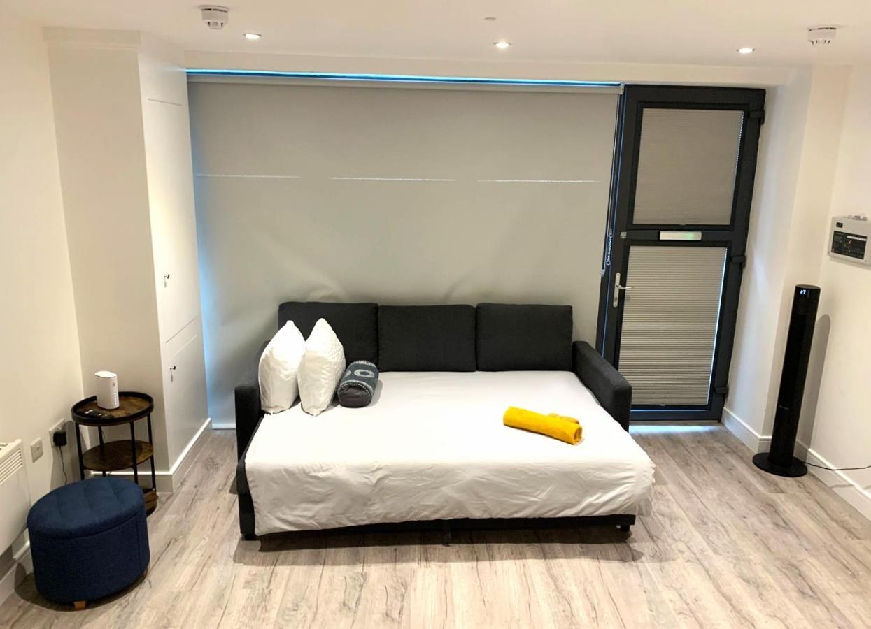 Modern Studio Flat Near Highbury & Islington Station London Exterior photo