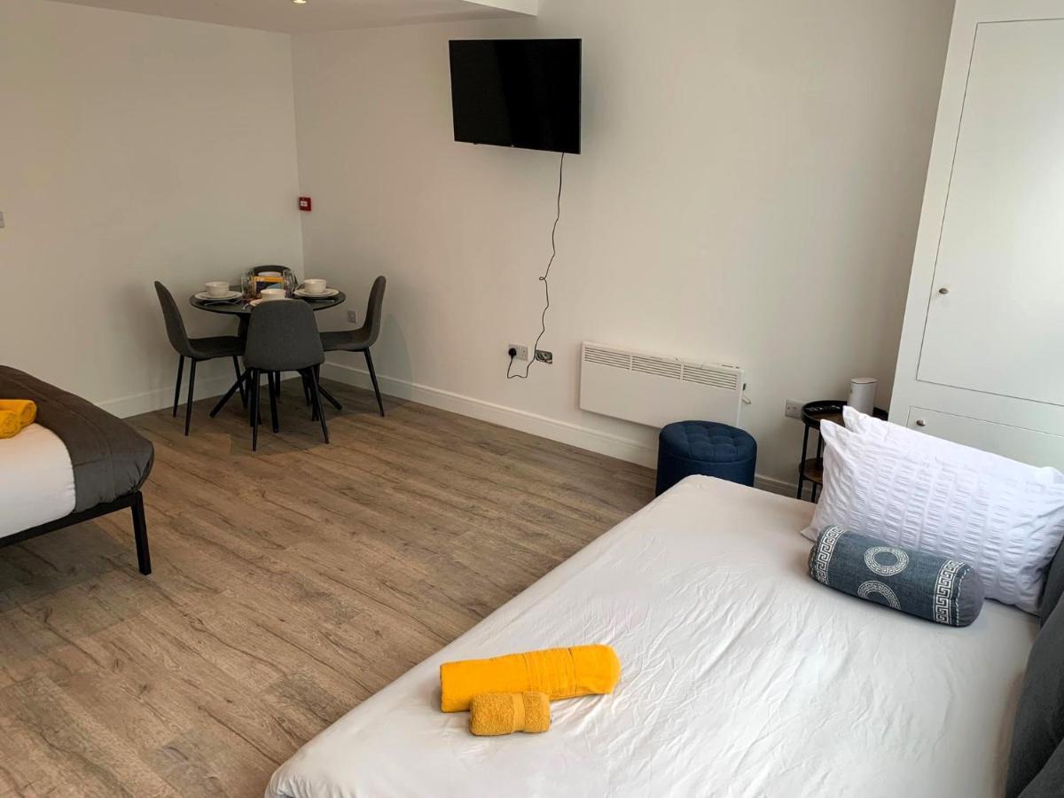 Modern Studio Flat Near Highbury & Islington Station London Exterior photo