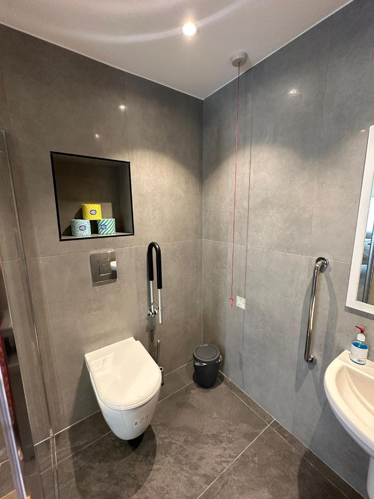 Modern Studio Flat Near Highbury & Islington Station London Exterior photo